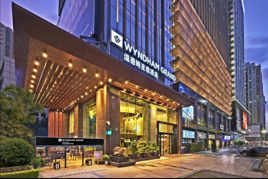 Shenzhen Futian Wyndham Grand Hotel Exterior photo