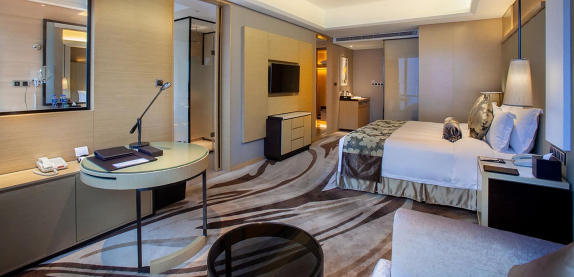 Shenzhen Futian Wyndham Grand Hotel Exterior photo